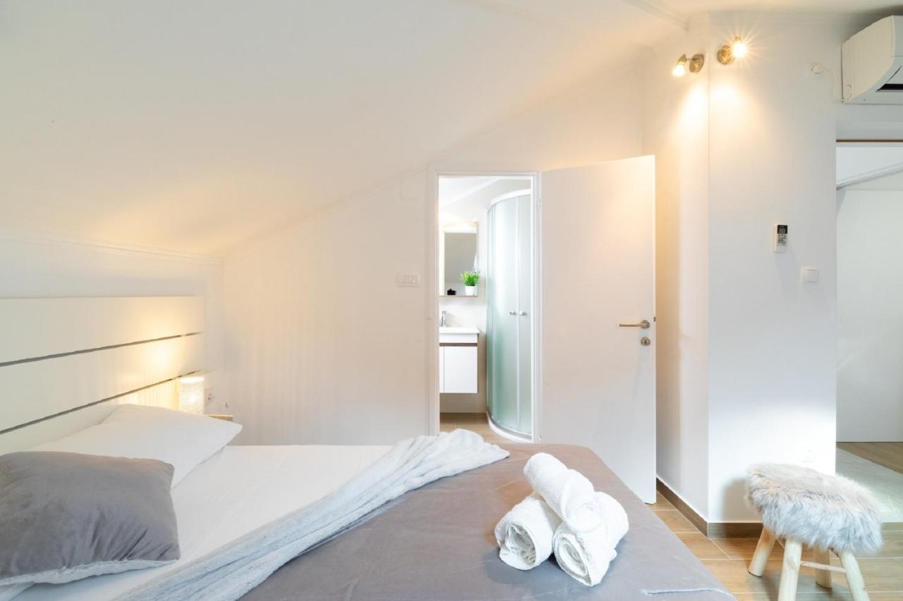 Apartment Dragojevic Vela Luka Luaran gambar
