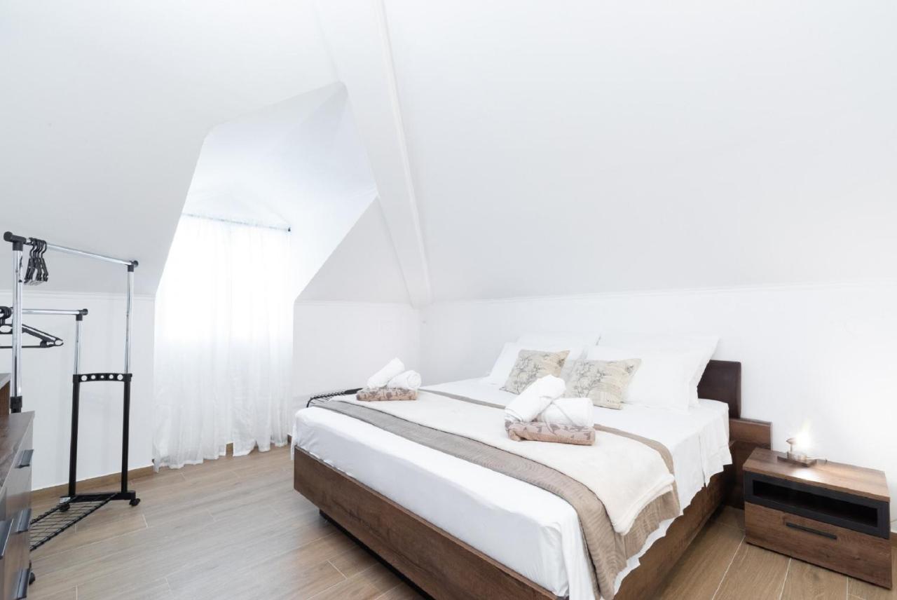Apartment Dragojevic Vela Luka Luaran gambar